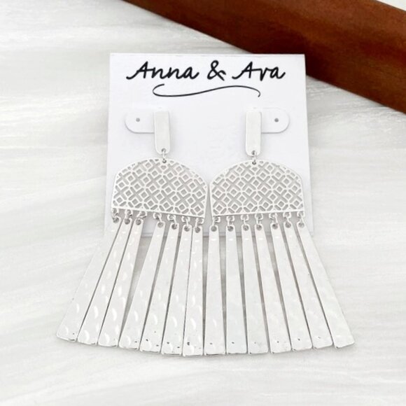 4/$25 Anna Ava Filigree Fringe Earrings Silver - Picture 1 of 3